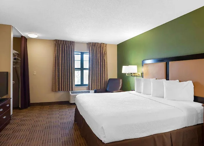 Extended America - Chicago - - Bollingbrook 2* Romeoville